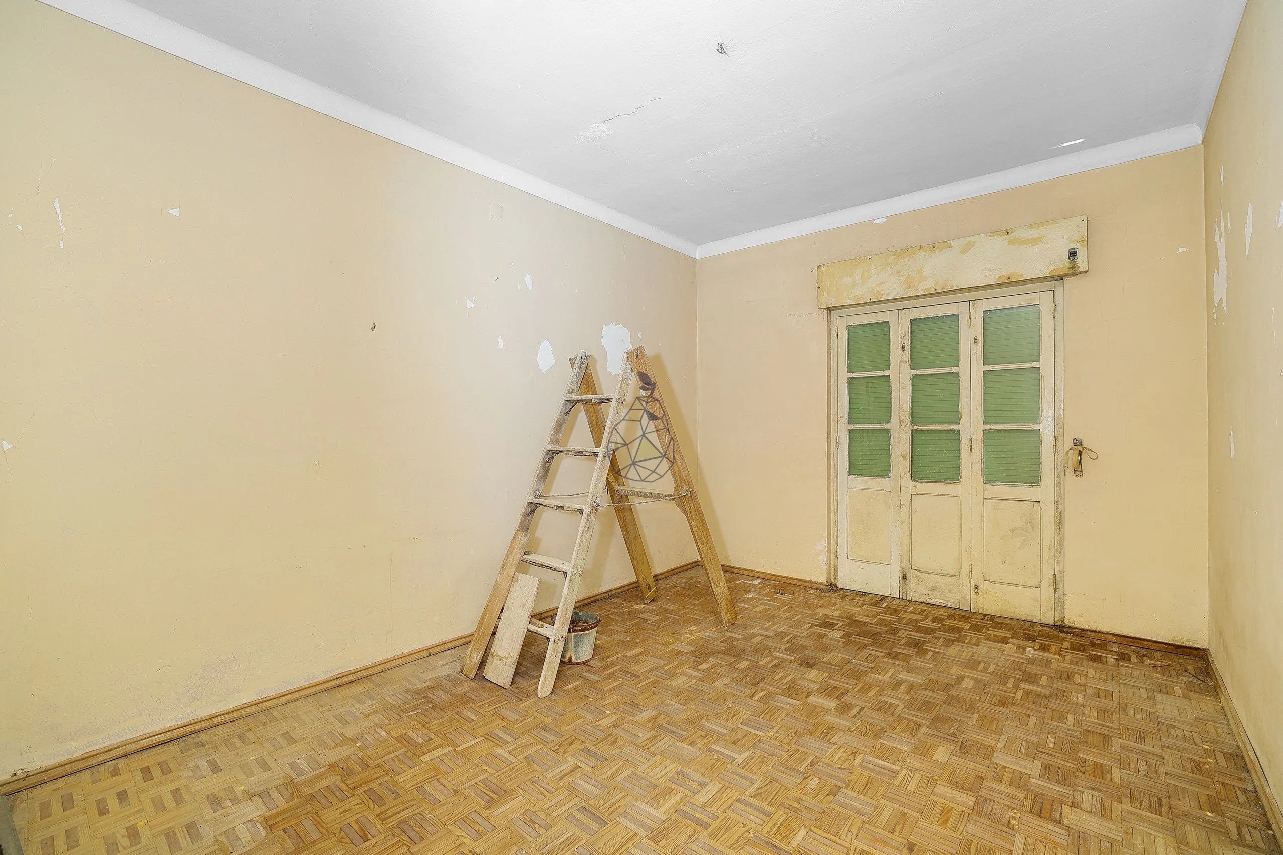 Master bedroom before