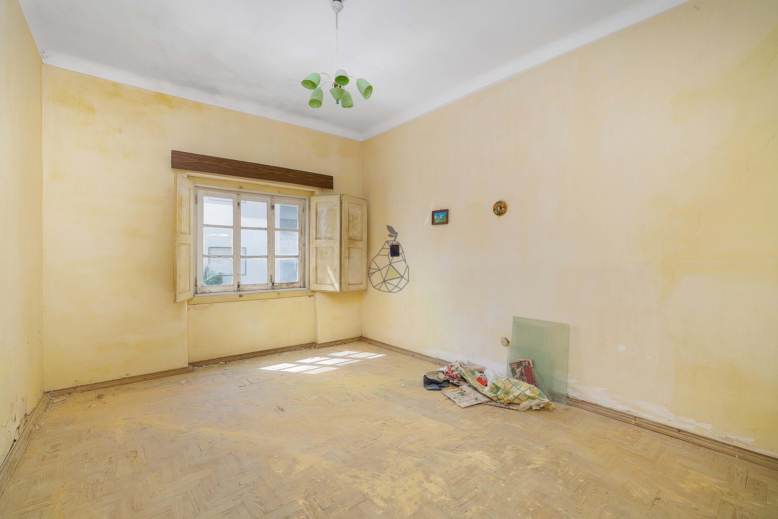 Dining-/Livingroom before