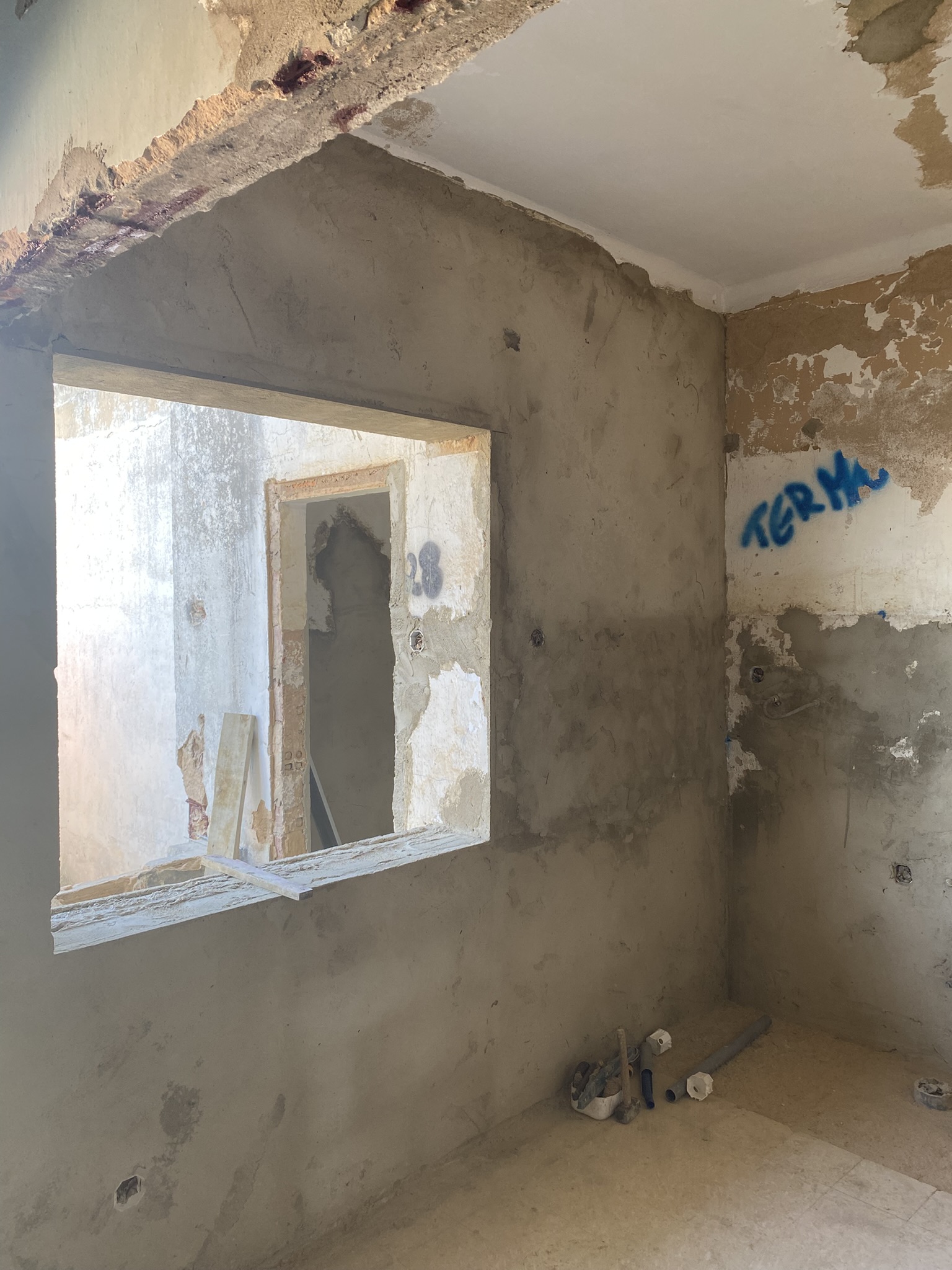 First Floor entrance restauration