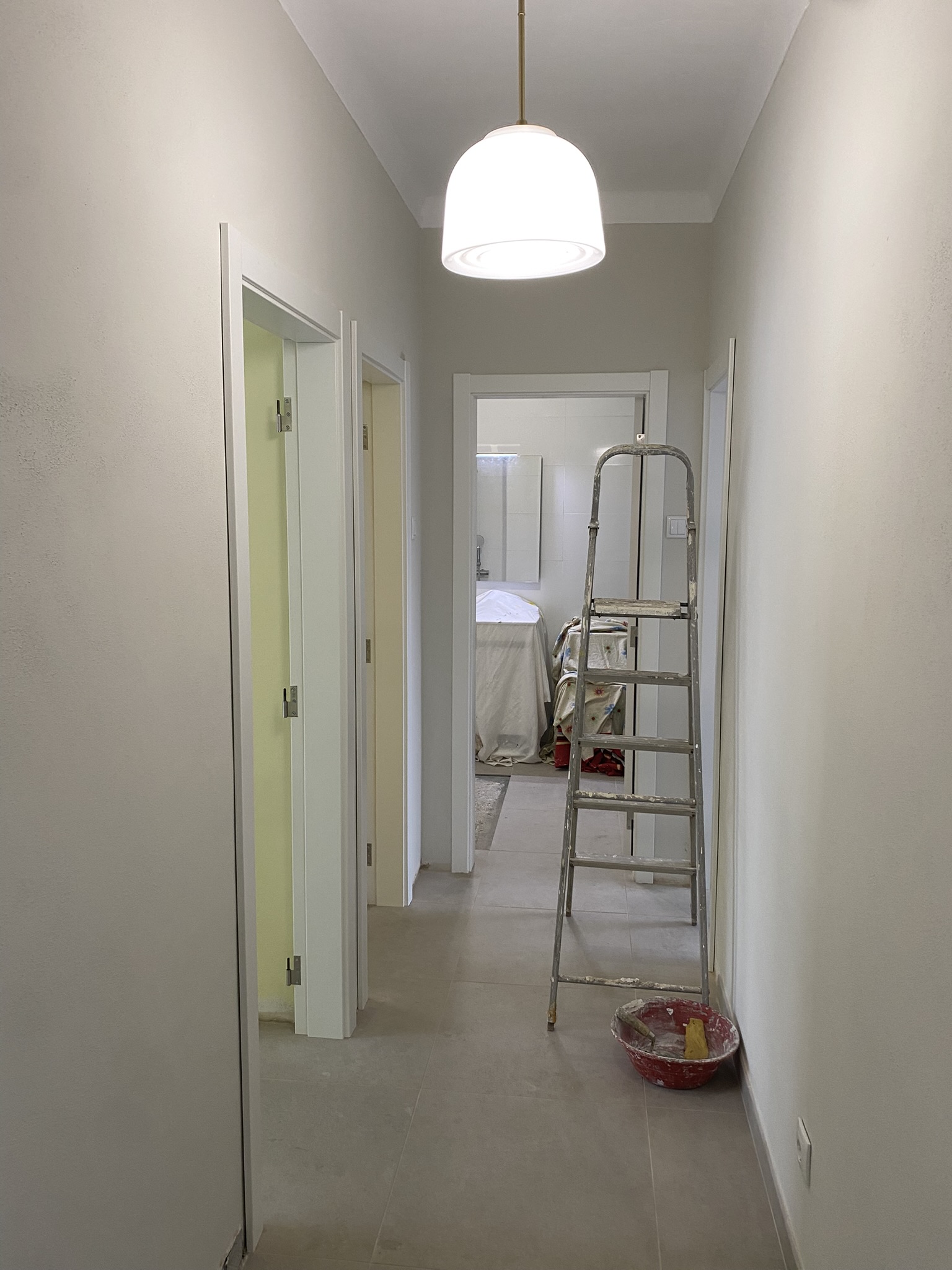 Bedrooms/Bathroom doors during