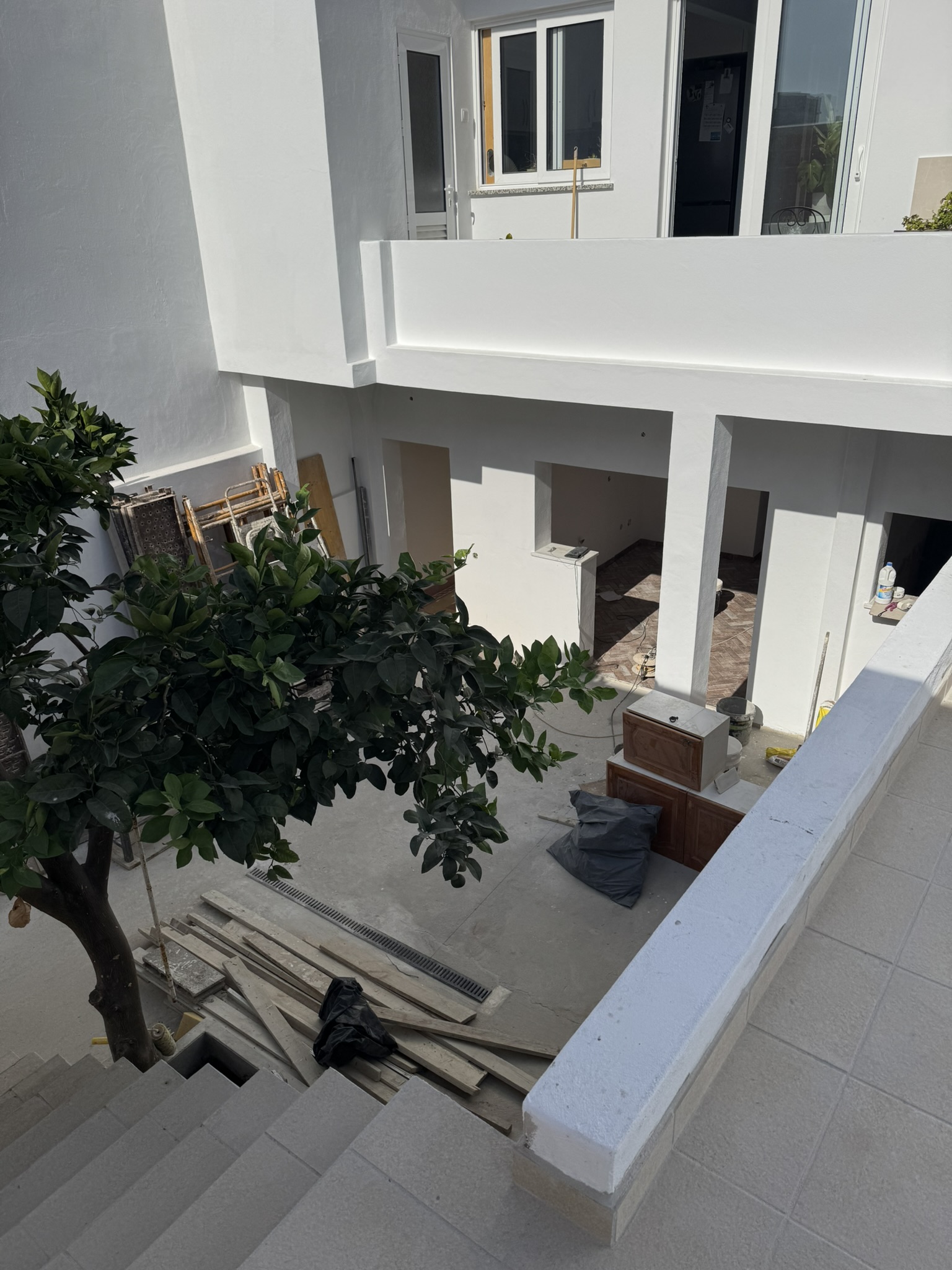 Courtyard overview
