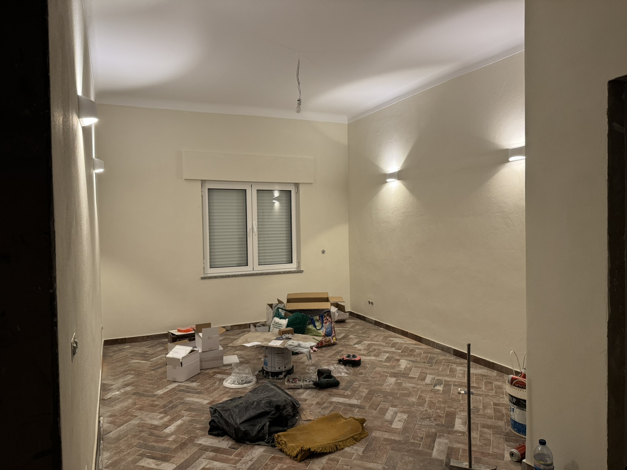 Livingroom wall lights
