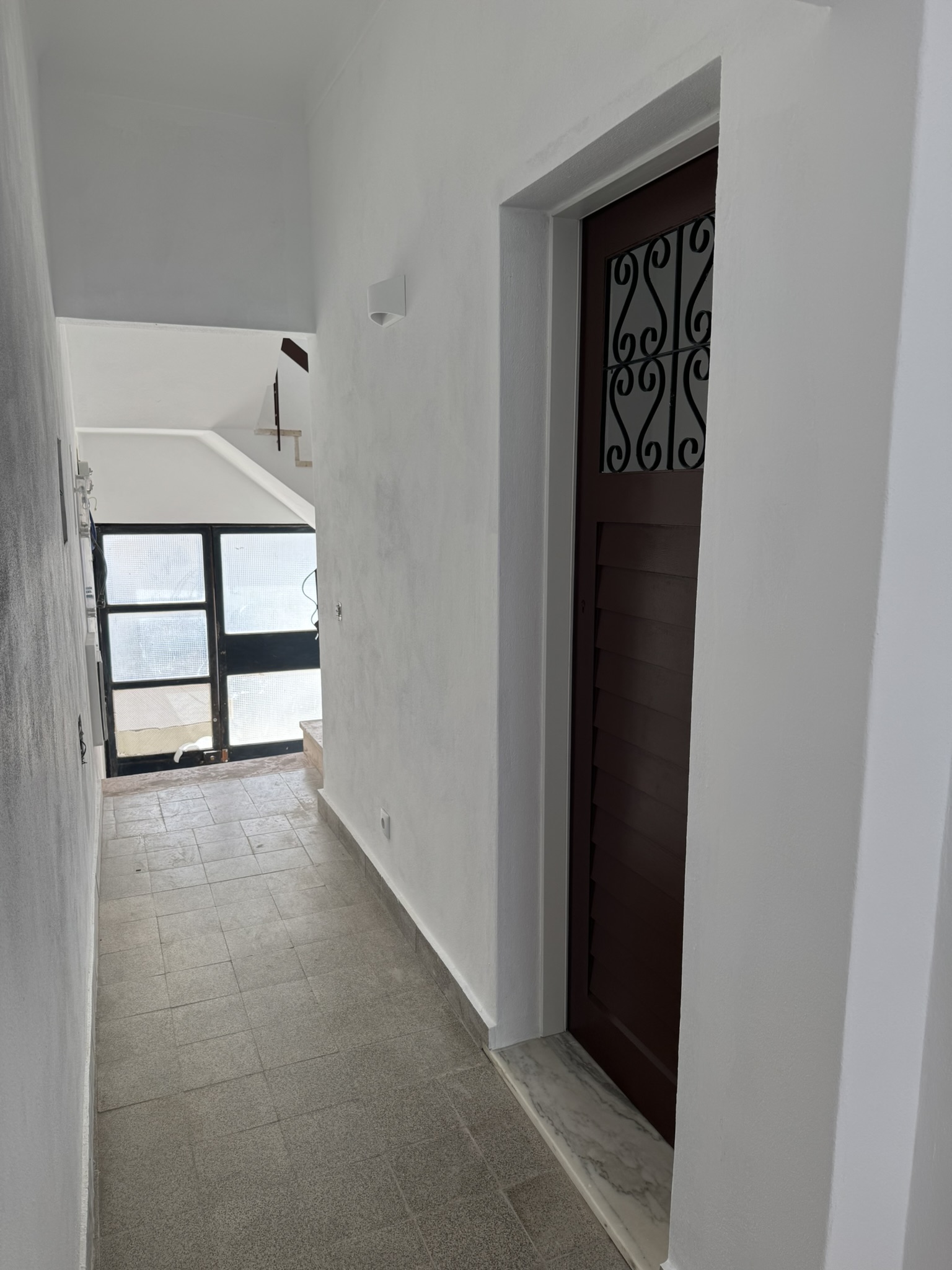 New door frame with original door